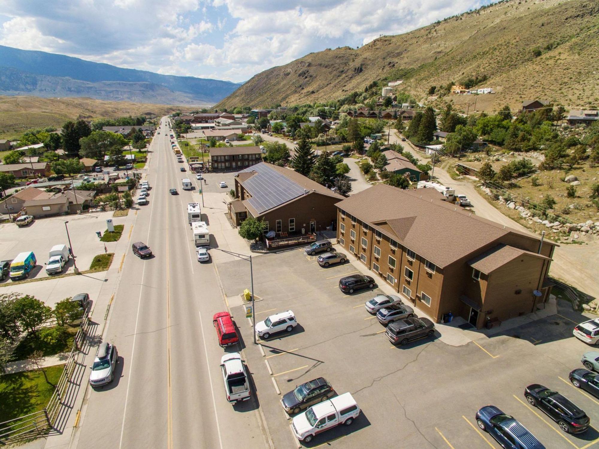 Super 8 By Wyndham Gardiner/Yellowstone Park Area Екстериор снимка